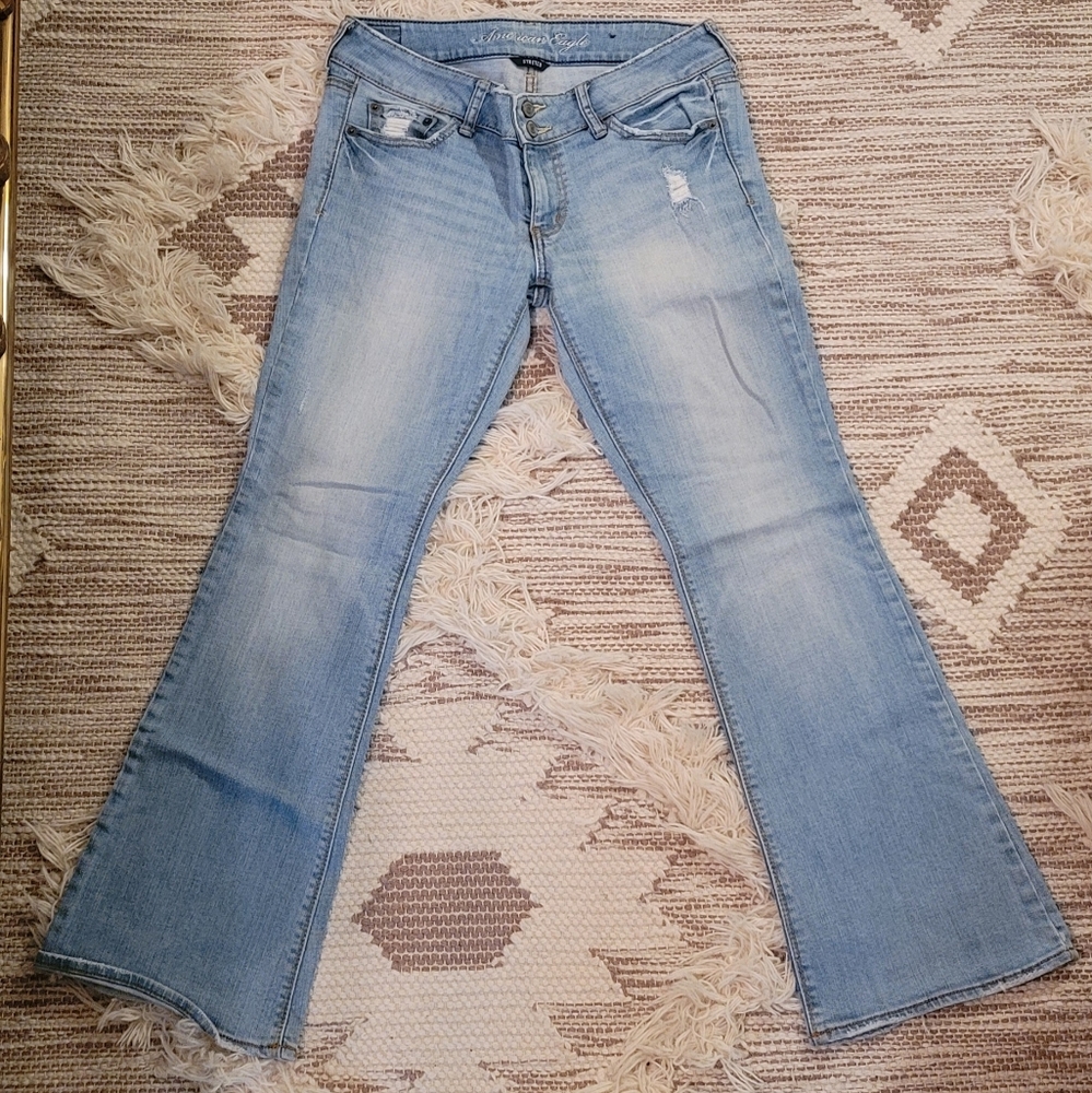Ladies American Eagle Artist jeans size 8